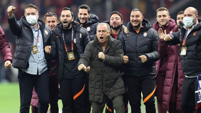 Galatasaray'da bir ayrılık daha yaşandı
