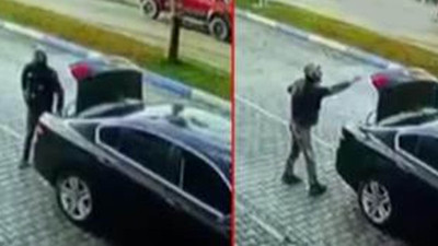 Patron, işçiyi arabası kirlenmesin diye bagajda böyle taşıdı!