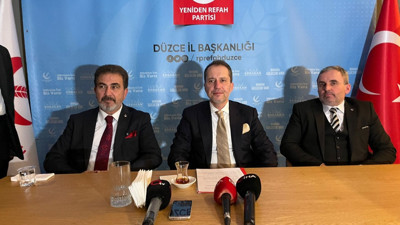 FLAŞ! CHP'den sonra Erbakan da erken seçim tarihini açıkladı. Yeniden Refah Partisi Genel Başkanı Fatih Erbakan, erken seçim var dedi tarih verdi. Erdoğan'ın yeniden seçilmesiyle ilgili iddiada bulundu