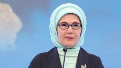 Emine Erdoğan koronavirüsü atlattı. Cumhurbaşkanı Erdoğan'ın eşi Emine Erdoğan sosyal medya hesabından koronavirüsü atlattığını duyurdu