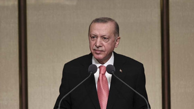 Cumhurbaşkanı Erdoğan'dan devletten ayrılıp özele giden ve ülkeden ayrılan doktorlara sert çıkış