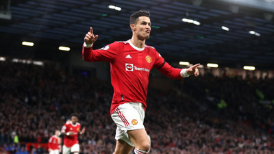 Manchester United'da mutsuz olan Cristiano Ronaldo, Suudi Arabistan'dan gelen astronomik teklifi kabul etti