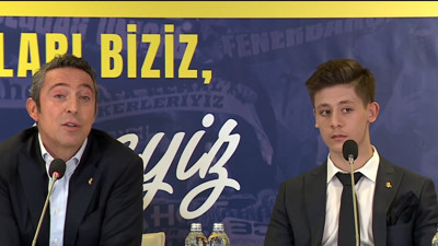 Fenerbahçe'de 6 futbolcu sözleşme imzaladı