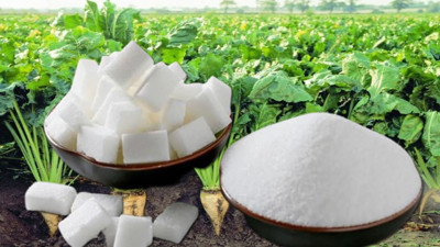 Şeker zammı haberi anında market raflarına yansıdı! Türkiye Şeker Fabrikaları (Türkşeker), şekerin fiyatına zam yaptı. Zammı duyan marketler saniyesinde etiket değiştirdi