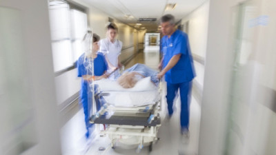 Ankara'da yaşayanlar dikkat! Yoğun bakımlar alarm veriyor. Salgın hastalıklar nedeniyle yoğun bakımlarda doluluk oranı yüzde 90'a ulaştı