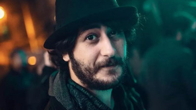 Ünlü rapçi Berk Bayındır'ın şüpheli ölümü! Pencereden düşen Rapçi Beta'yı gören esnafın anlattıkları kan dondurdu