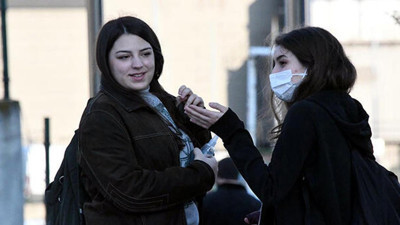 27 Nisan koronavirüs tablosu gece 00:00'dan sonra açıklandı. Türkiye'de iki yılın ardından bir ilk... İşte Türkiye'nin son güncel koronavirüs tablosu. Vefat sayısında artış