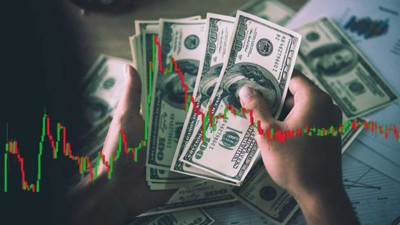 Merkez Bankası eski Başkan Yardımcısı İbrahim Turhan'dan çarpıcı dolar kuru ve enflasyon uyarısı. Dolar ve enflasyon patlayacak. Turhan, ekonomik krizin gerekçelerini tane tane anlattı: Kalp krizi değil koma süreci. Büyük patlama için tarih verdi