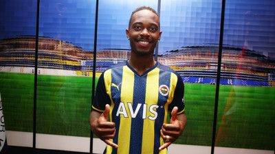 Fenerbahçe, Santa Clara'dan transfer ettiği Lincoln Henrique ile dört yıllık sözleşme imzaladı