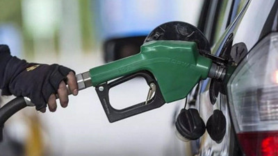 Benzin ve motorine indirim mi geliyor: Brent petrol düştü, akaryakıta indirim gözüktü. 21 Haziran Güncel Akaryakıt Fiyatları. Petrol Ofisi, Opet, Shell ve Class petrolde benzin ve motorin ne kadar. En ucuz akaryakıt hangi istasyonu hangisi?