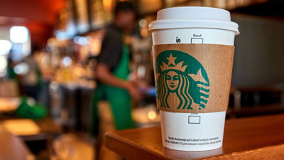 Kahve severleri çıldırtacak dev zam yine Starbucks'tan. 1 ay önce yapılan yüze 30 zammın ardından yine dev zam