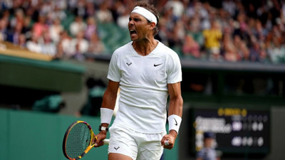 Tenis tarihinin en iyi isimlerinden birisi olan Rafael Nadal, sakatlığı nedeniyle Wimbledon'dan çekildiğini açıkladı