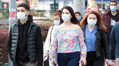 Prof. Dr. Esin Davutoğlu Şenol'dan aşı uyarısı... 50 yaş üzerine 4'üncü doz, 5 doz olanlara ise 6'ncı doz aşı önerisi