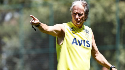 Fenerbahçe'de Jorge Jesus ve Ferdi Kadıoğlu, Slovacko maçı öncesinde açıklamalarda bulundu