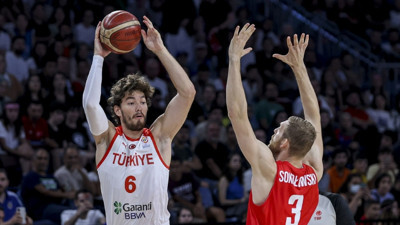 A Milli Erkek Basketbol Takımı, Polonya'yı farklı geçti