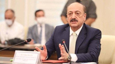 EYT'lilerin ilk maaş alacağı tarih belli oldu. EYT düzenlemesi hakkında son dakika açıklaması SGK Başmüfettişi İsa Karakaş'tan geldi: Emeklilikte Yaşa Takılanlar'ın ilk maaş alacağı tarih