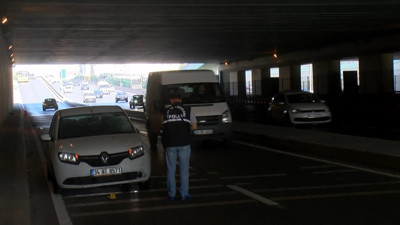 Aracın altında sürüklenerek feci şekilde öldü. İstanbul Beylikdüzü'nde korkunç kaza: Yayaya çarptı, aracın altında 300 metre sürükledi