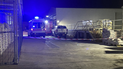 Fabrikada gaz faciası. Jelatin fabrikasında vana odasında gaz sızıntısı yaşandı zehirlenen 4 işçiden 3'ü hayatını kaybetti
