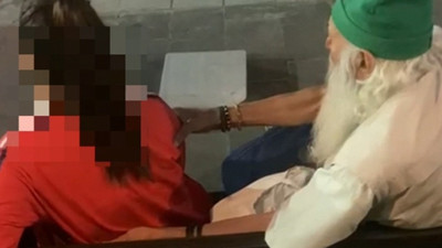 Kendisini şifaci olarak tanıttı 19 yaşındaki engelli kıza cinsel tacizde bulundu. 70 yaşındaki sapık saniye saniye görüntülendi