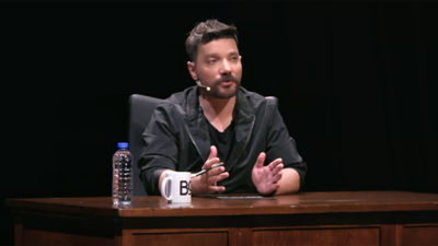 Fatih Terim hakkında söylediği sözler olay olmuştu. Oğuzhan Uğur konuya açıklık getirerek Fatih Terim'den özür diledi: İşte R böyle yapılır