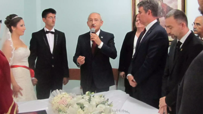 AKP dokuz ‘Çelebi’ daha arıyor. Barış Yarkadaş Mehmet Ali Çelebi'nin AK Parti'ye geçişinin kulisini yazdı