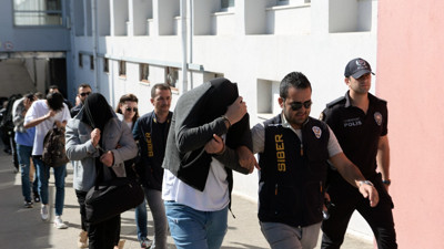 Adana'da büyük operasyon: 17 tutuklama. E-ticaret sitesini hackleyip herkesi dolandırdılar! Dolandırdıkları mağdurların paralarını bir de kriptoda aklamışlar