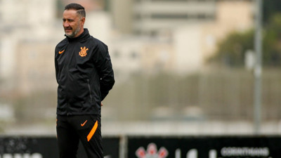 Corintihians ile yollarını ayıran Vitor Pereira'dan şok hamle! Ezeli rakip Flamengo'ya imza atacak