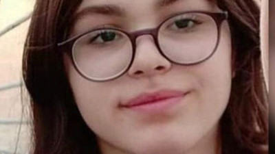 Evden okula diye çıkan liseli Elifnaz'dan haber alınmadı. Ailesi perişan oldu. Elifnaz Karakaş 3 gün sonra bulundu