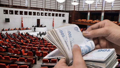 FLAŞ! Erdoğan'dan emeklileri sevindirecek açıklama. Cumhurbaşkanı Erdoğan memur zammıyla ilgili konuştu ve emekli zammıyla ilgili flaş açıklama yaptı: Onları da inşallah memnun edecek adımları atacağız