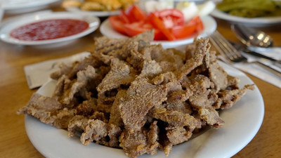 Esnaf ciğere kendisi zam yaptı. Edirne'de ciğerin porsiyon fiyatı belli oldu