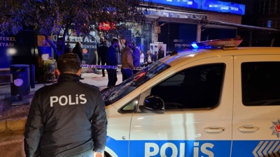 Adana'da feci olay: Tekel bayisindeki adam başından vuruldu. Hamit Koç hayatını kaybetti