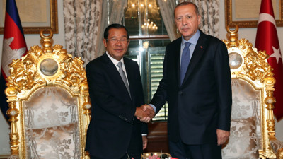 Bali’de düzenlenen G20 zirvesine katılan başbakanın Covid testi pozitif çıktı. Biden ile görüşmüştü, başka hangi liderle temas kurdu, başkanlarda vaka var mı?