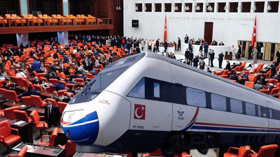 ERG İnşaat'ın 28 katrilyonluk ek ödeme talebinde yeni gelişme. Barış Yarkadaş tv100'de gündeme getirmişti. Ankara-İzmir YHT Hattı ihalesi ve sonrasındaki 'euro kuru' bahanesi Meclis'e taşındı