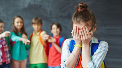 Akran ve siber zorbalık disiplin suçuna girdi. Milli Eğitim Bakanlığı düğmeye bastı okullarda siber zorbalık eğitimi verilecek