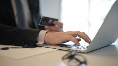 Milyonluk vurgun yapıp sırra kadem bastılar! e-ticaret sitesi Mandalinev binlerce mağdur bırakıp kayıplara karıştı