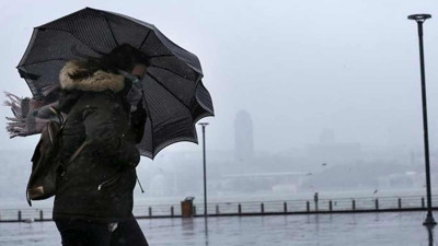 12 il için kuvvetli sağanak uyarısı geldi. Meteoroloji haritada saat vererek alarm verdi: Bugün şemsiyenizi almadan dışarı çıkmayın.