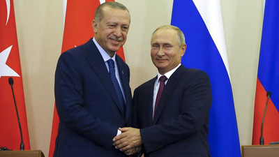 Erdoğan ve Putin telefonla görüştü.  Erdoğan Putin'e Tahıl anlaşması ve İstanbul'daki saldırı sonrası taziyeleri için teşekkür etti