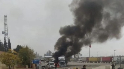 Terör örgütü YPG/PKK Karkamış ilçesine 4 roketle saldırdı. Roket okula isabet etti. 2 kişi öldü 10 kişi yaralandı. Ölü ve yaralıların kimliği tespit edildi. Bakan Soylu'dan açıklama geldi