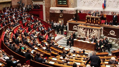 Kürtaj hakkı anayasaya girdi! Yasa tasarısı Meclis'te kabul gördü. Fransa kürtaj hakkını anayasal güvence altına alan yasa tasarısını kabul etti