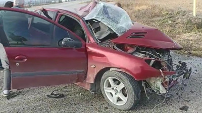 Yolun karşısına geçmeye çalışan lise öğrencisine otomobil çarptı. 15 yaşındaki Sıla hayatını kaybetti