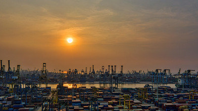 Dış ticaret açığı geçen yıla oranla yüzde 421.7 arttı. Açık, 8 milyar dolara yaklaştı