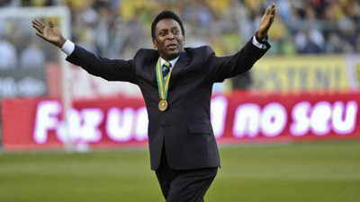 Pele'den korkutan haber! Pele, genel sağlık sorunları nedeniyle hastaneye kaldırıldı