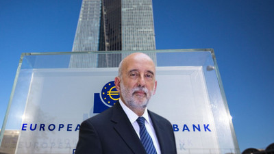 Avrupa Merkez Bankası Üyesi Gabriel Makhlouf faiz artırımına devam sinyali verdi. Makhlouf, en az 50 baz puanlık bir artıştan yana