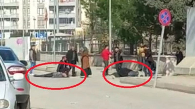 Mardin'de adliye önünde sopalı silahlı kavga: İki grup kavga etti onlarca kişi yaralandı gözaltılar var