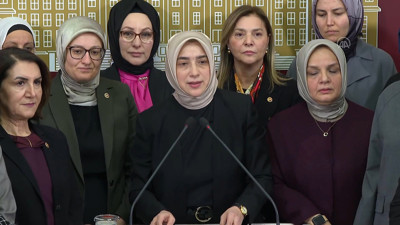 AK Parti başörtüsü anayasal güvence getiren Anayasa değişiklik teklifini TBMM Başkanlığına sundu