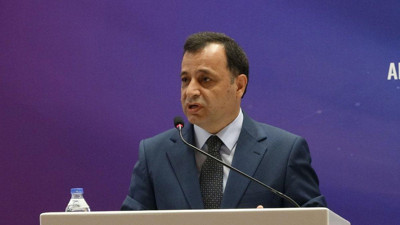 Adaletin tesisinde yargı ve yargıç hayati öneme sahip. AYM Başkanı Zühtü Arslan'dan flaş açıklamalar: Hakimin temel görevi insanların haklarını güvenceye almaktır