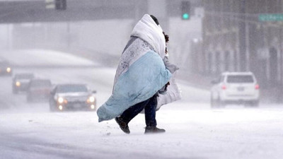 ABD'de korkunç kar fırtınası hayatı felç etti: Olağanüstü hal ilan edildi. Başkan Biden uyardı: Kuralları dikkate alın! 17 kişi yaşamını yitirdi. 2 milyon haneye elektrik verilemiyor