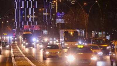 Yılbaşında dışarı çıkacaklar dikkat: O yollar trafiğe kapalı olacak! Ankara Valiliği duyuru yaptı. Bu haberi okumadan dışarı çıkmayın