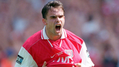 Hollanda futboluna adını altın harflerle yazdırmıştı... 49 yaşındaki Marc Overmars felç geçirdi