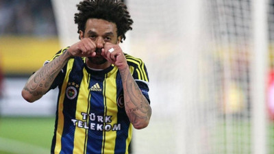 Bir dönem Fenerbahçe forması giyen Cristian Baroni, Galatasaray derbisi öncesi sosyal medya hesabından paylaşımda bulundu
